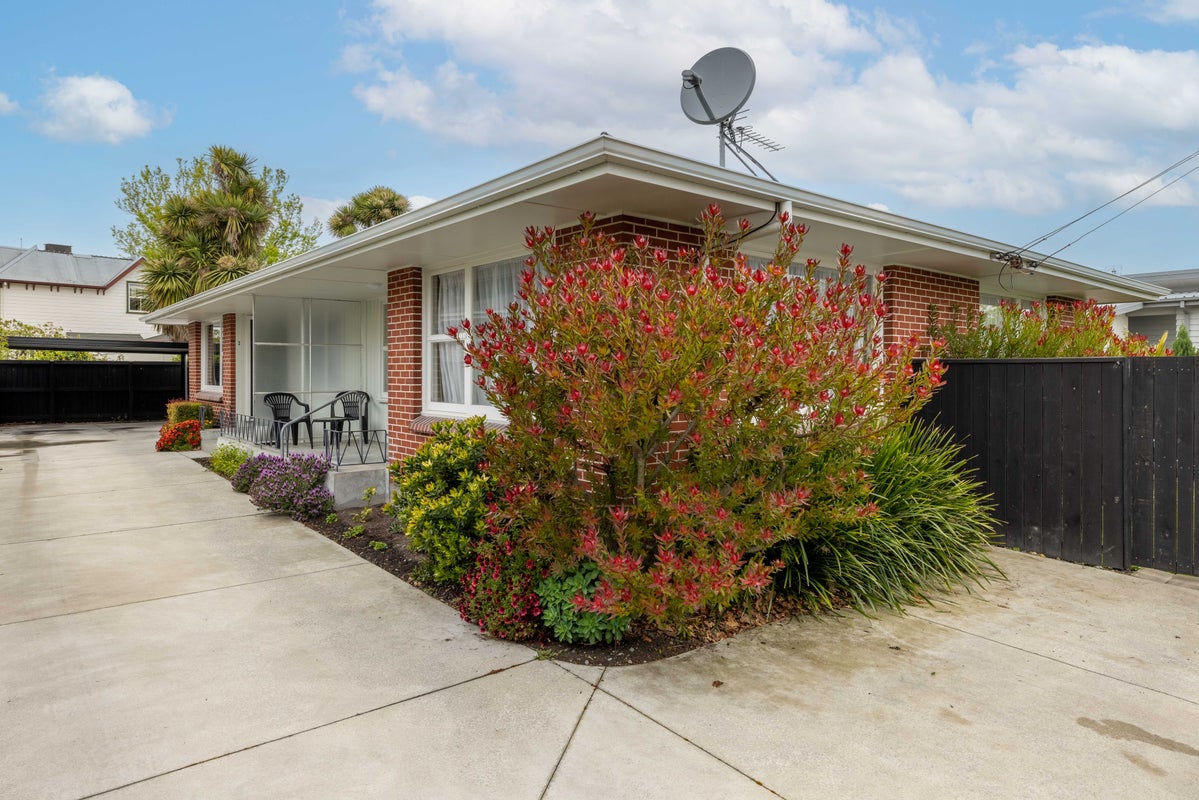 38 Trafalgar Street, St Albans, Christchurch - Carousel 1