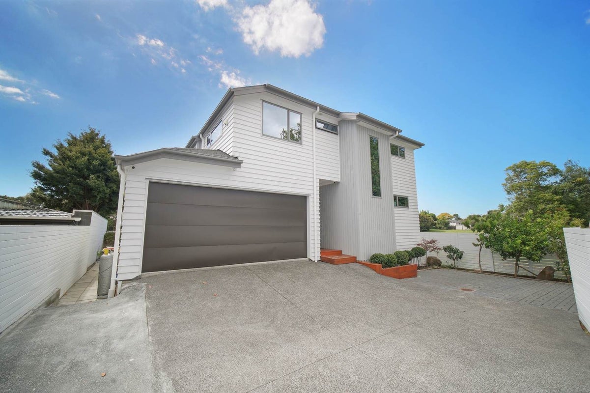 68B Abbotts Way, Remuera, Auckland - Carousel 1