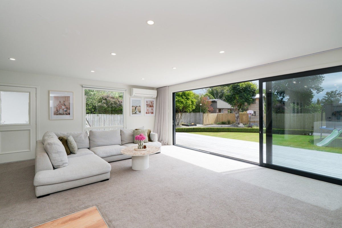 18 Montrose Street, Gladstone, Invercargill - Carousel 2