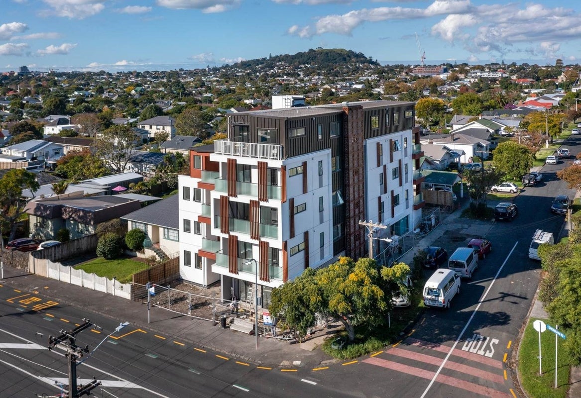 102/2A Truro Road, Sandringham, Auckland - Carousel 13