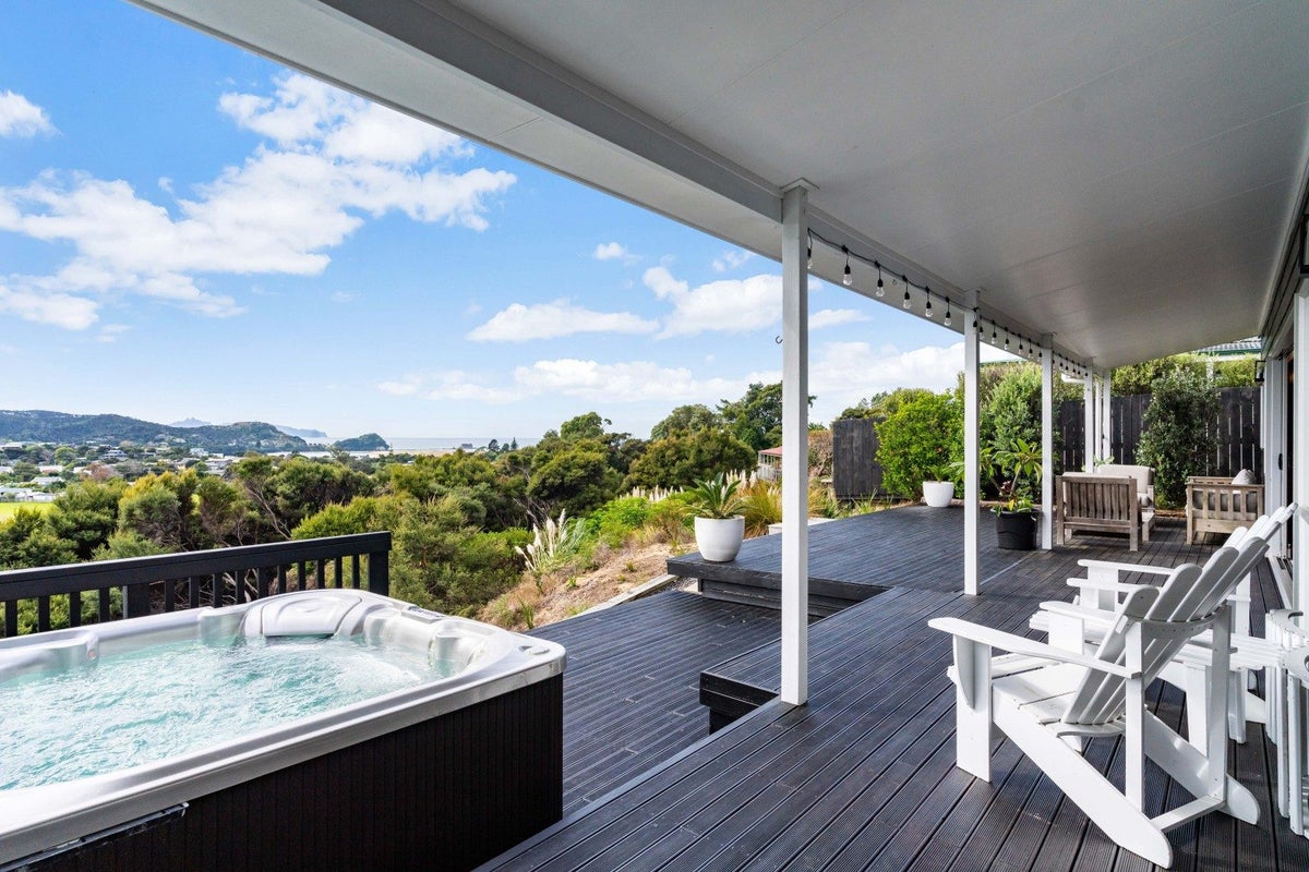48 Greenview Drive, Mangawhai Heads, Mangawhai - Carousel 2