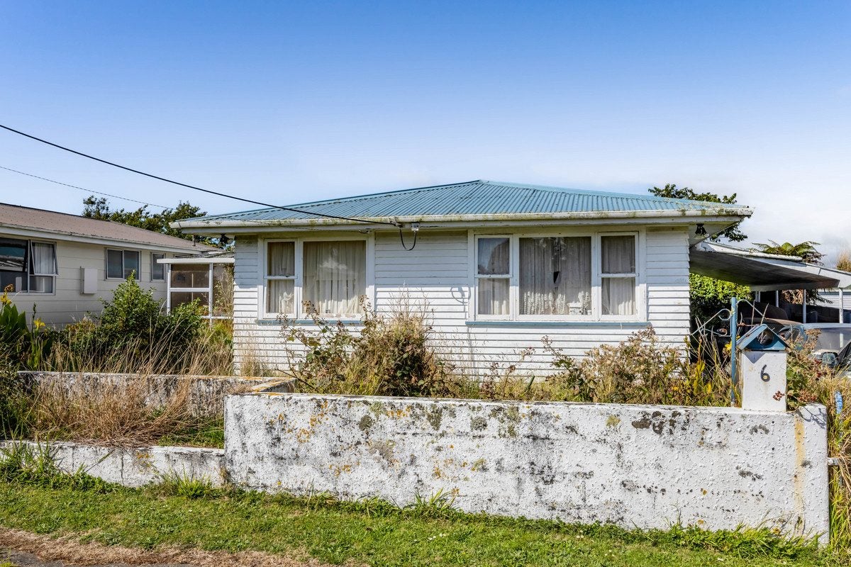 6 Fitzgerald Avenue, Kaponga, Hawera - Carousel 1