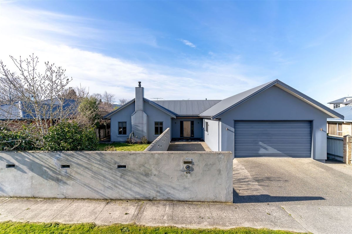 49 Centennial Avenue, Milton - Carousel 1