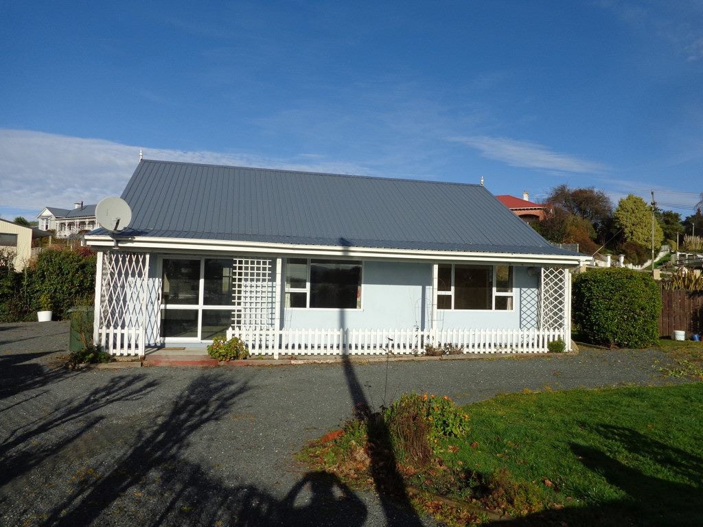 203 Clyde Street, Balclutha - Carousel 1