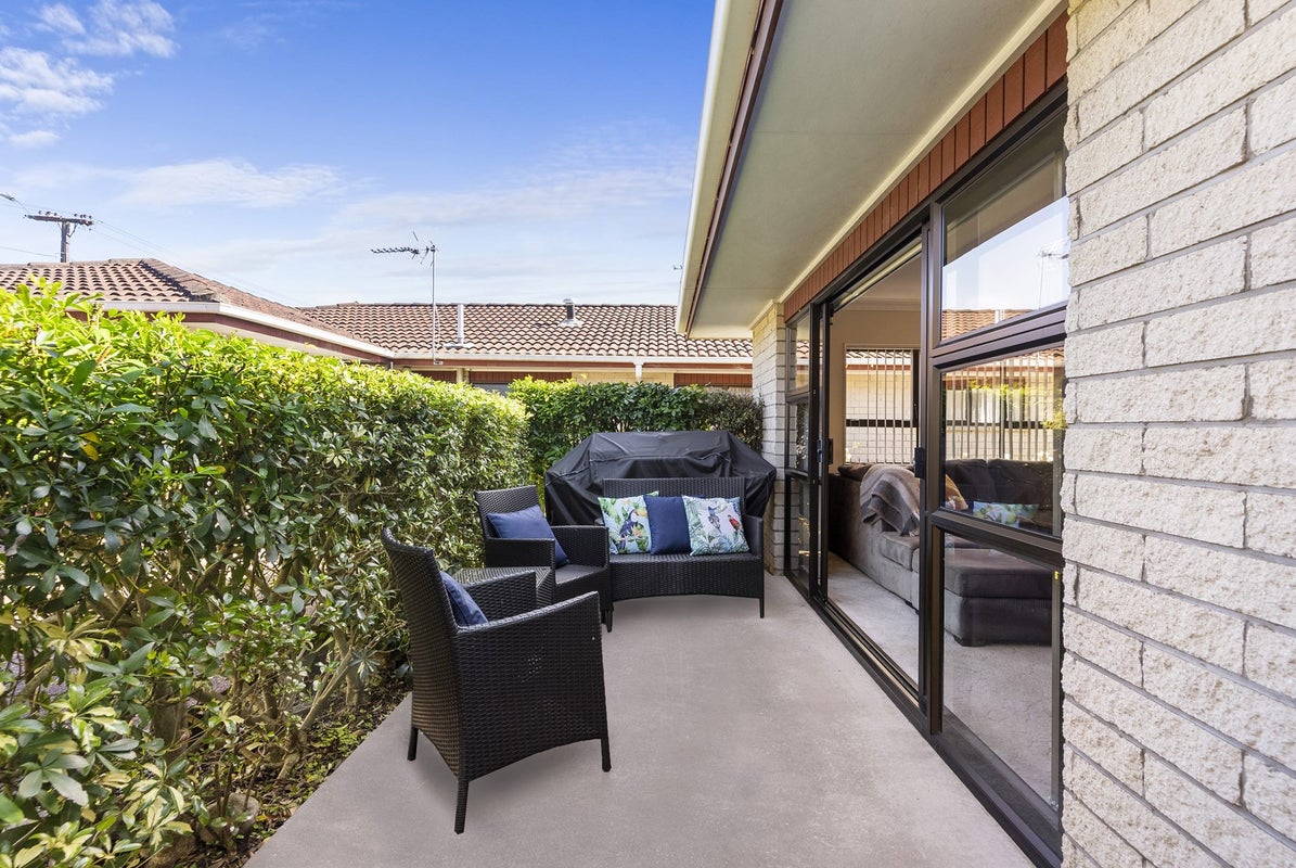 2/14 Wellington Street, Papakura, Auckland - Carousel 2