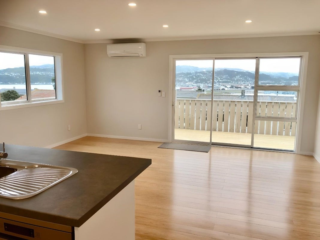 7A Rahui Street, Strathmore Park, Wellington - Carousel 2