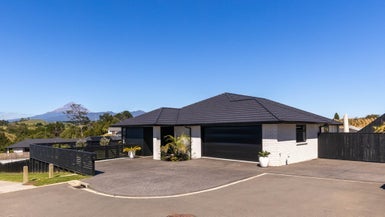10 Pa Tuna Lane, Hurdon, New Plymouth - Carousel 1