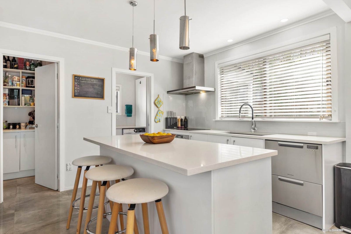 1006 Paerata Road, Paerata, Pukekohe - Carousel 2