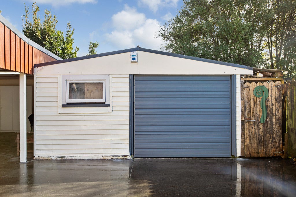 11 William Street, Mangere East, Auckland - Carousel 24