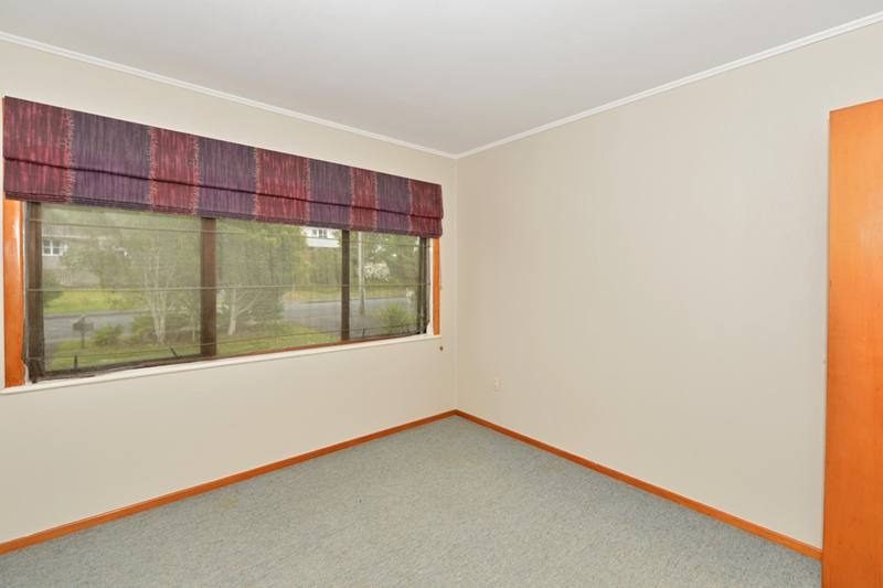 24 Carr Street, Kamo, Whangarei - Carousel 13