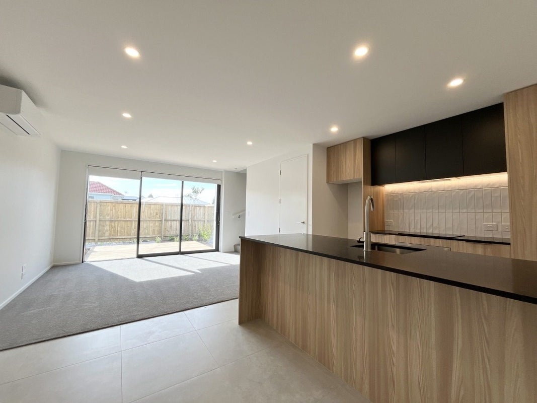 6/200 Lyttelton Street, Spreydon, Christchurch - Carousel 2