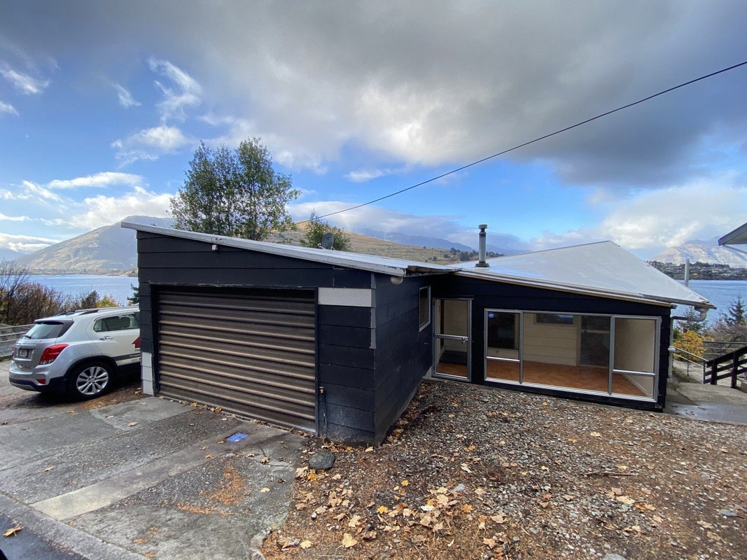 423 Frankton Road, Queenstown, Queenstown - Carousel 1