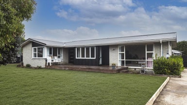 40 Woolley Street, Avondale, Christchurch - Carousel 1