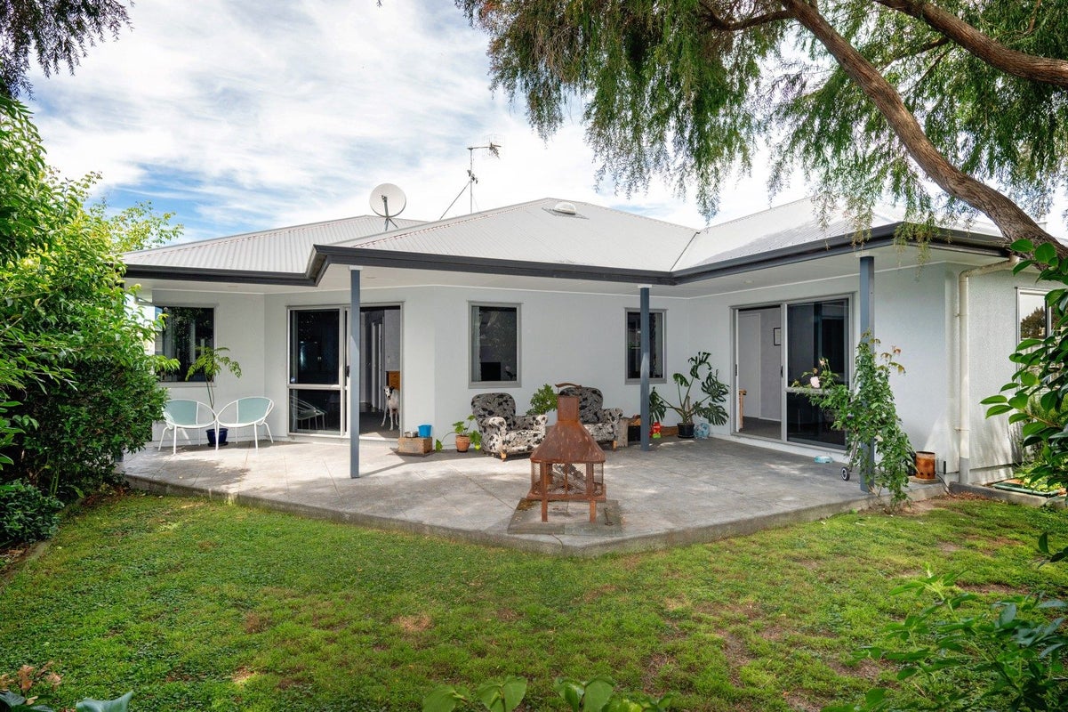 117 McLeod Street, Camberley, Hastings - Carousel 1
