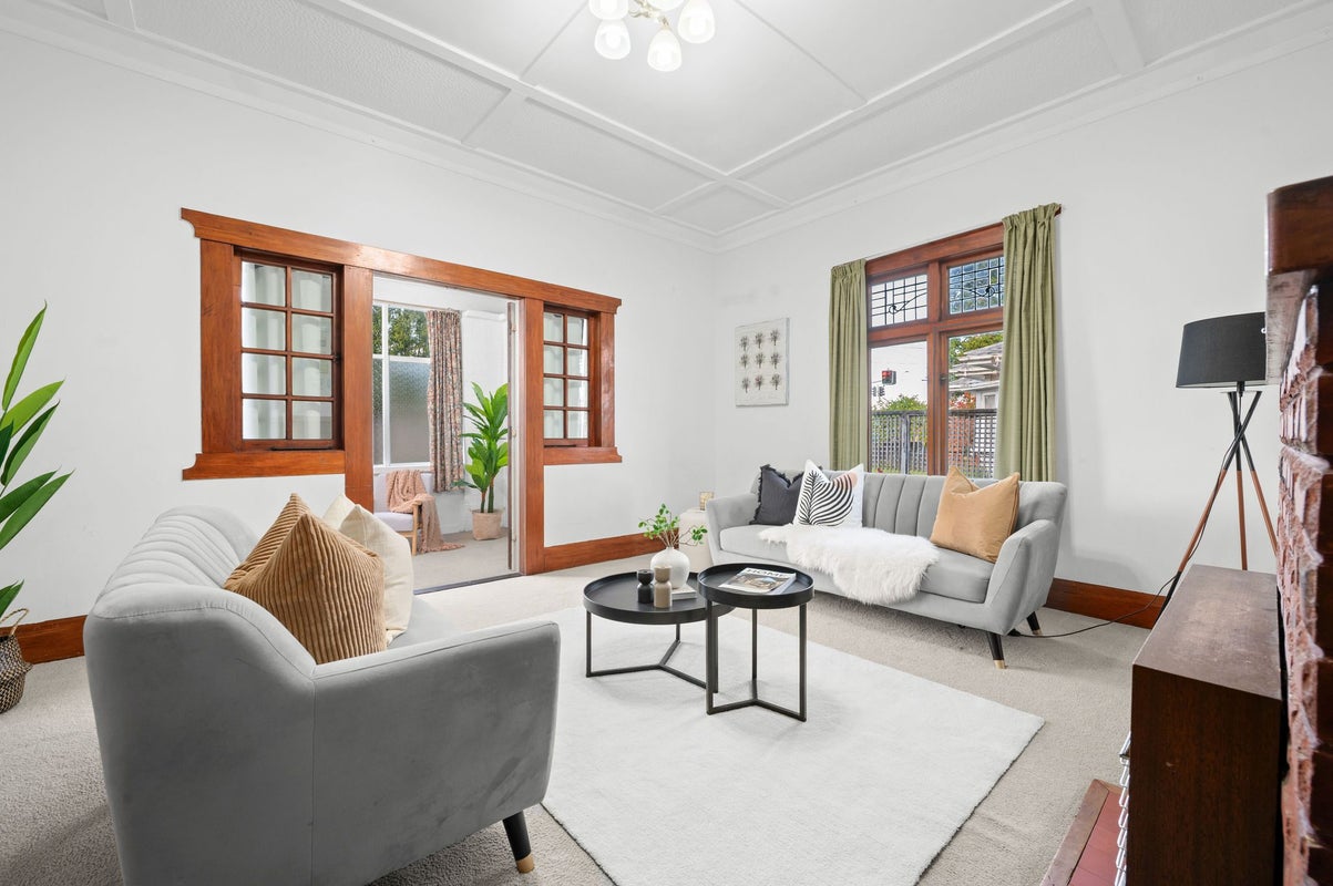 145 Peachgrove Road, Hamilton East, Hamilton - Carousel 2