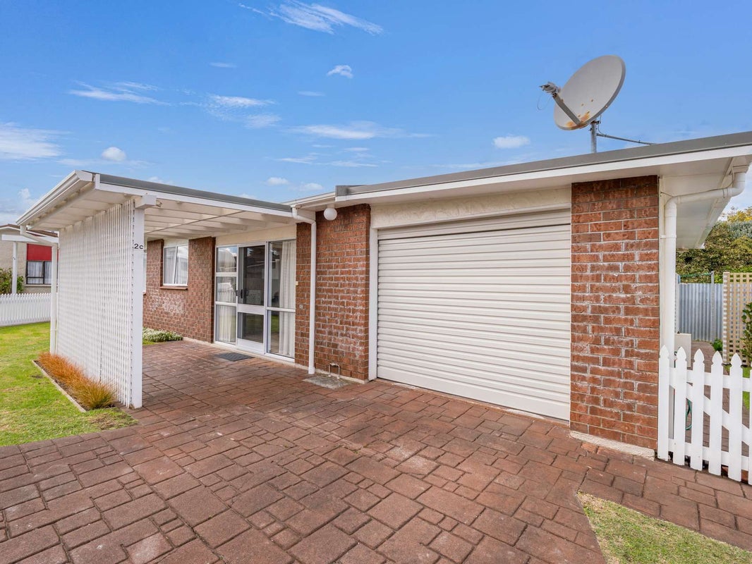 2C Kings Avenue, Gonville, Whanganui - Carousel 1