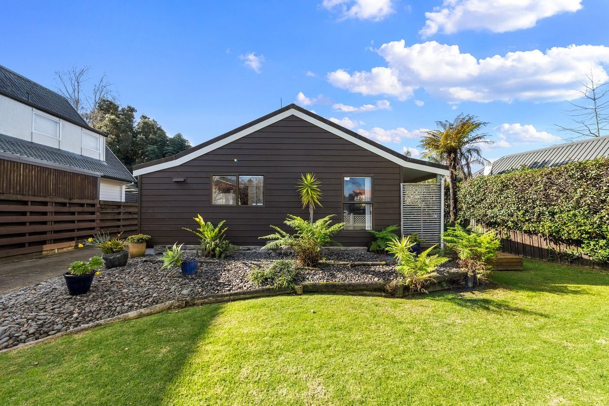 26B Scantlebury Street, Tauranga South, Tauranga - Carousel 1