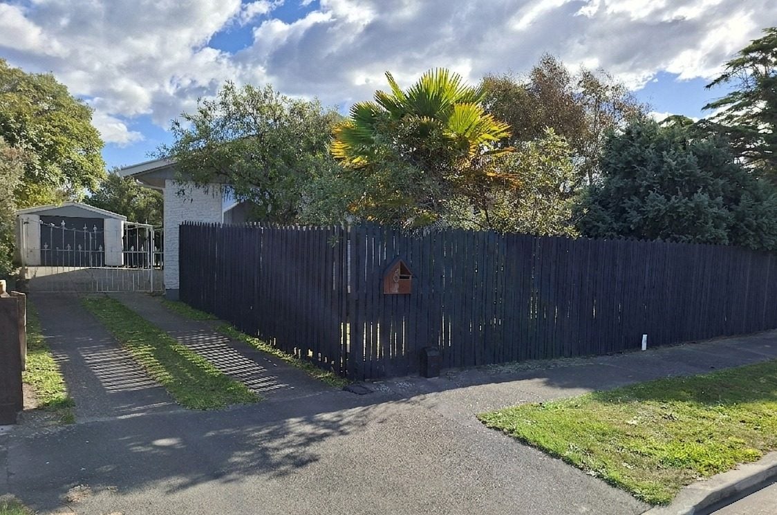 6 Inverell Place, North New Brighton, Christchurch - Carousel 1