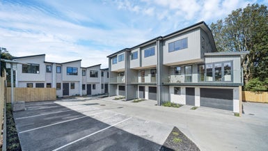 3/47A Torino Street, Point England, Auckland - Carousel 1