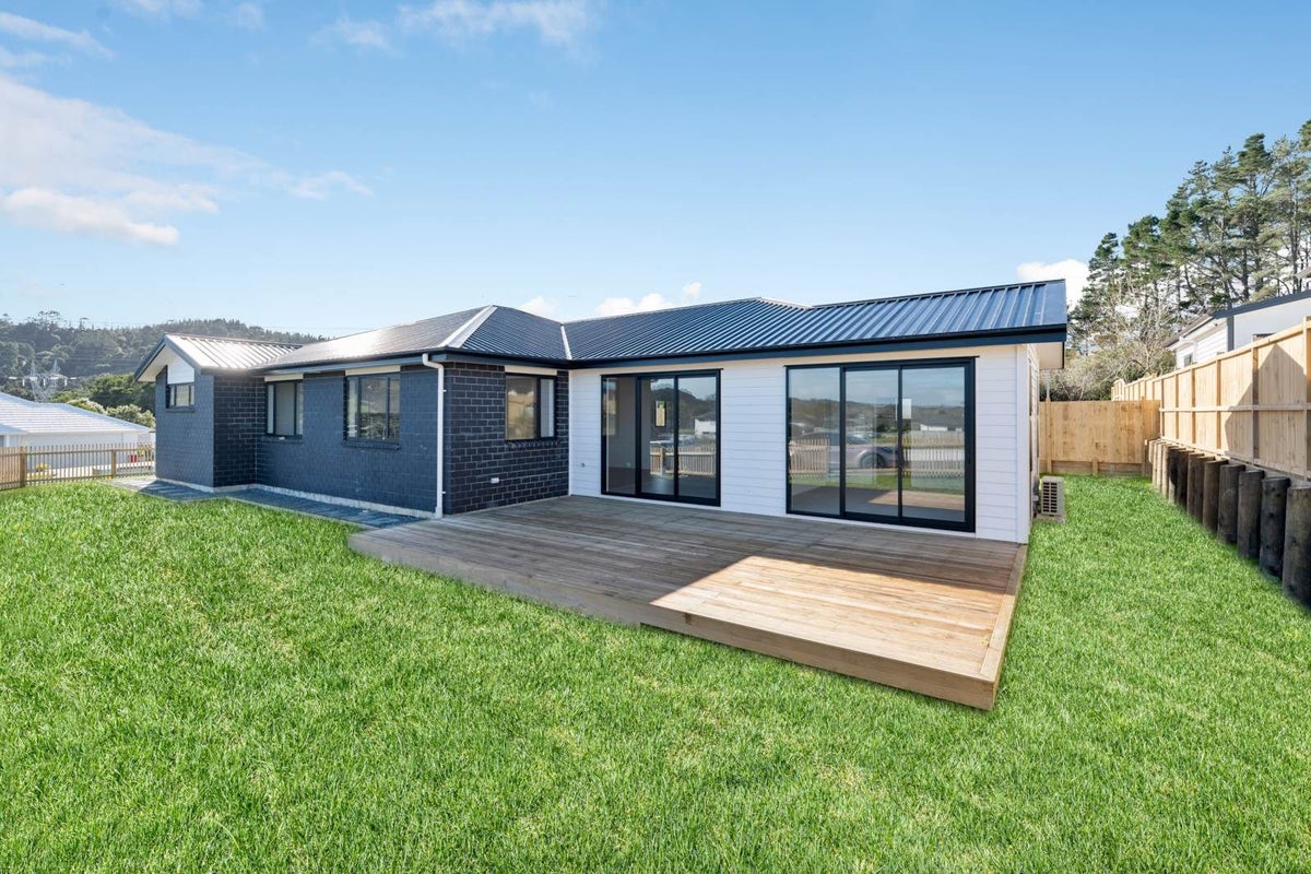 30 Josh Road, Huapai, Kumeu - Carousel 1