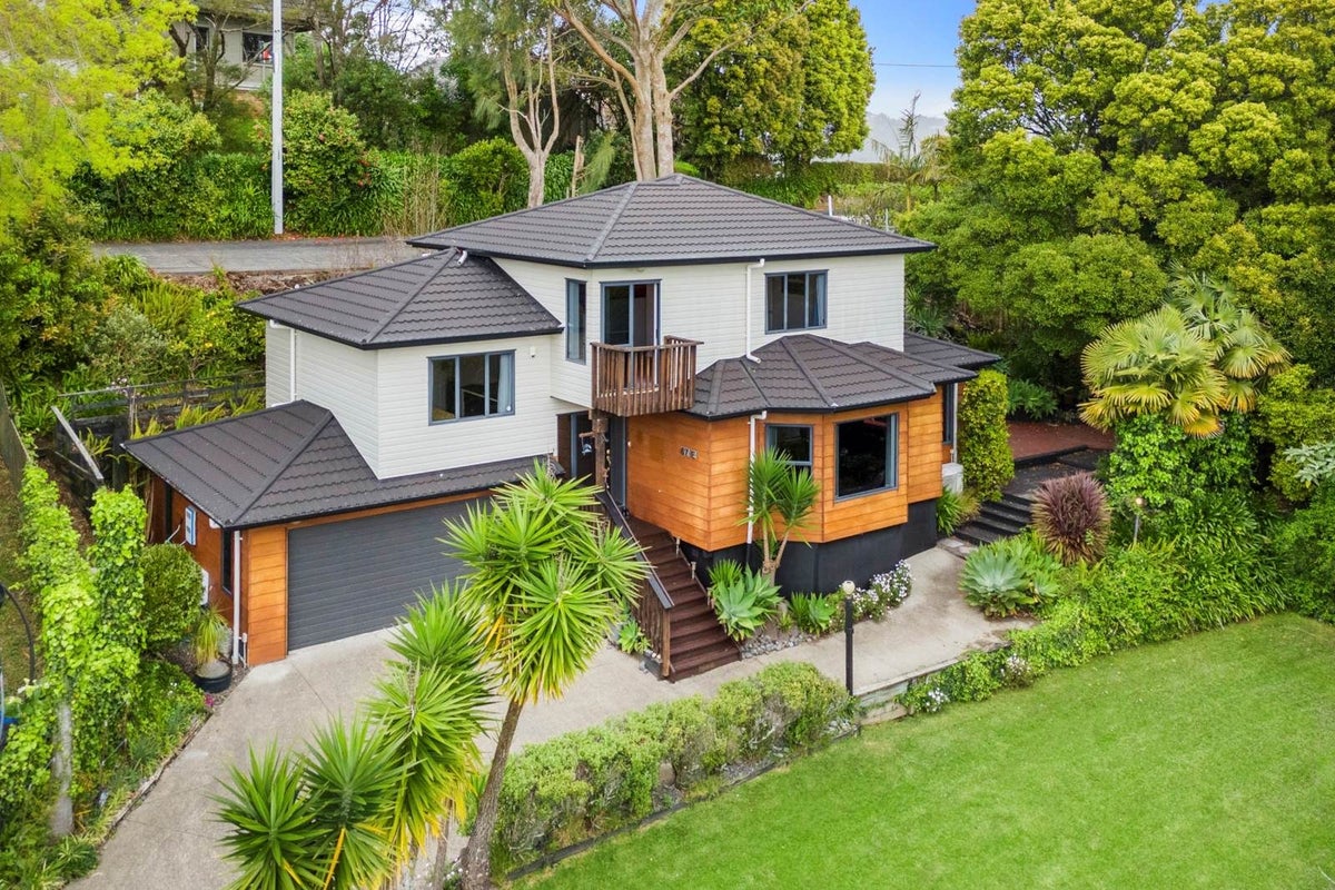67E Pleasant Road, Glen Eden, Auckland - Carousel 1