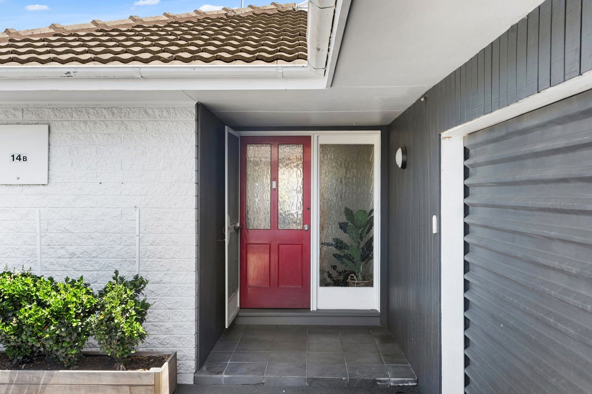 2/14B Penhelig Place, Burnside, Christchurch - Carousel 20