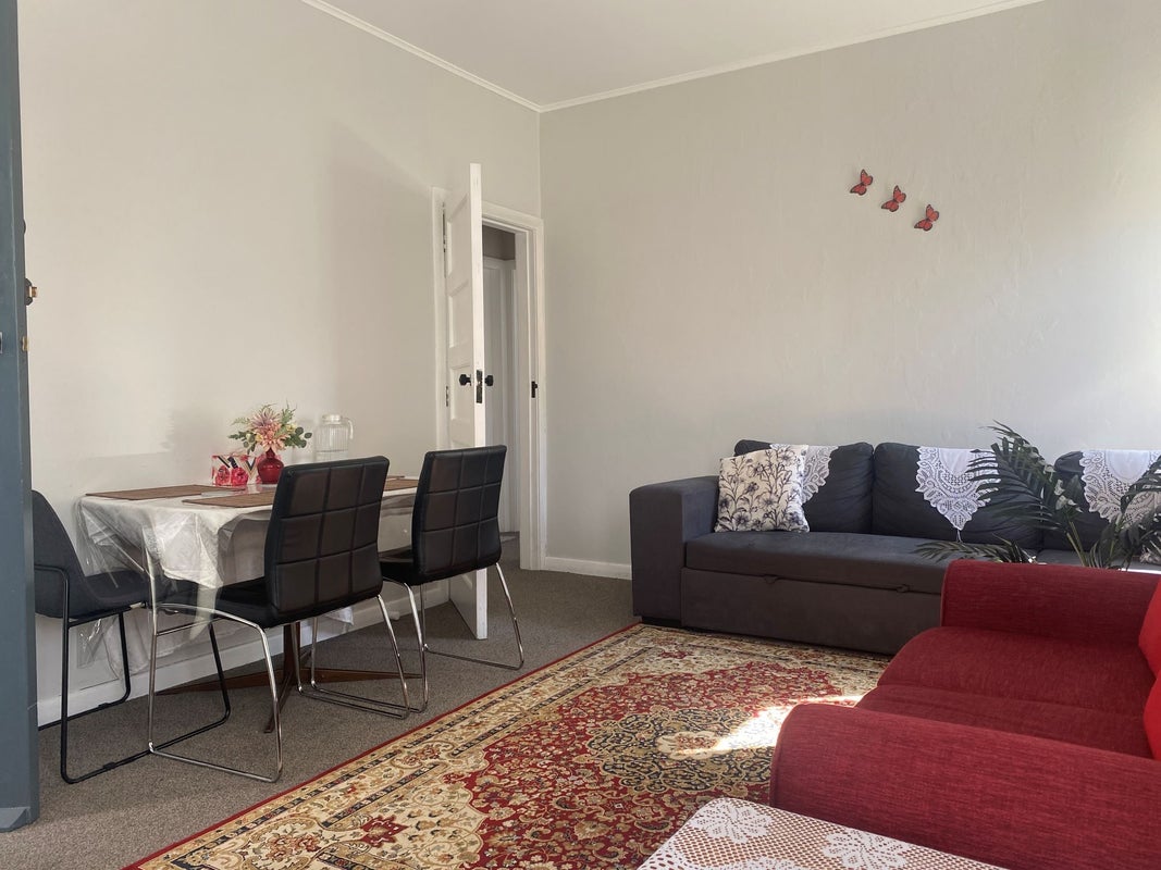 4/120 Waiwhetu Road, Waterloo, Lower Hutt - Carousel 1