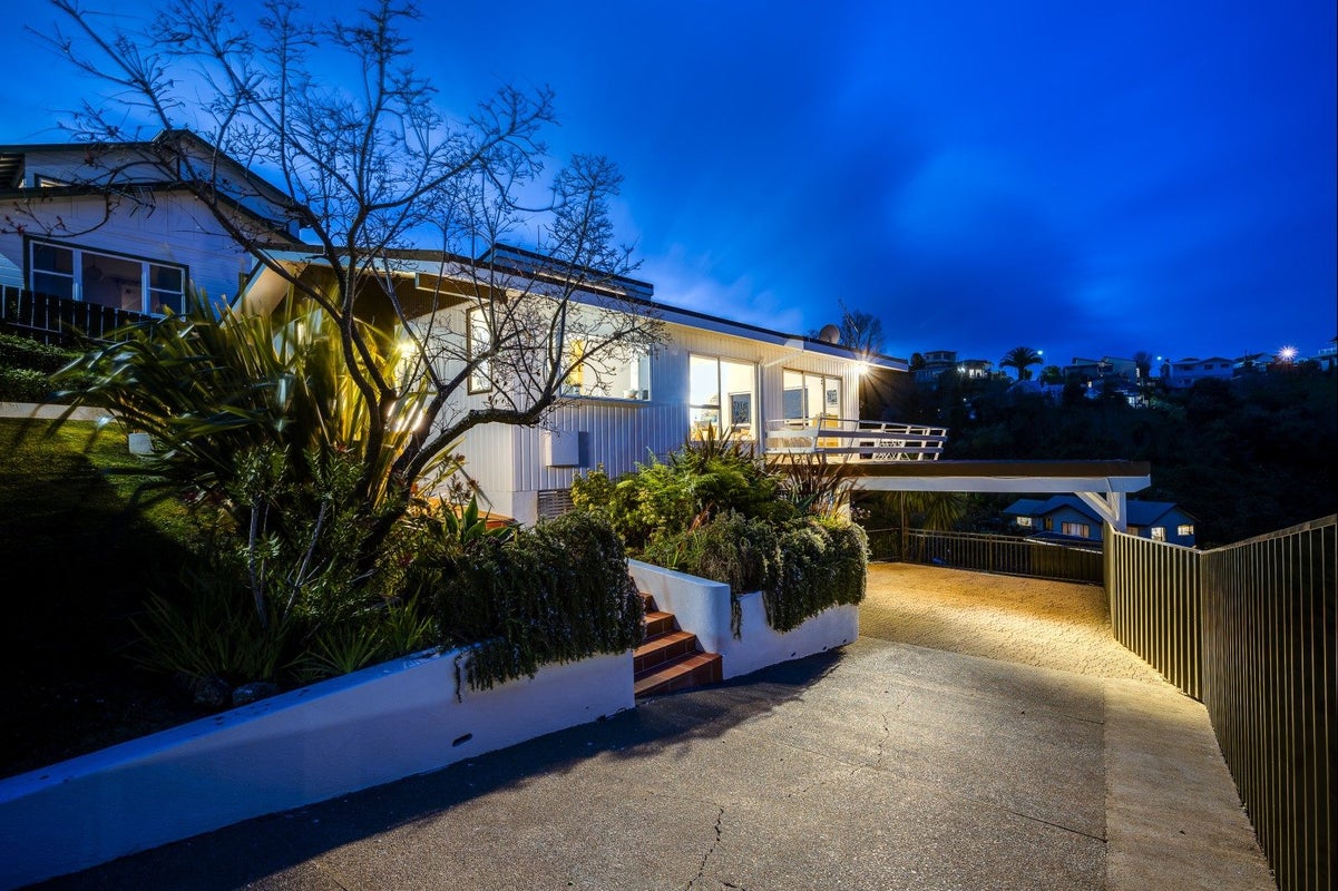 31 Havelock Road, Hospital Hill, Napier - Carousel 22