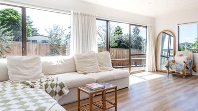2/72 Ohauiti Road, Hairini, Tauranga - Carousel 1