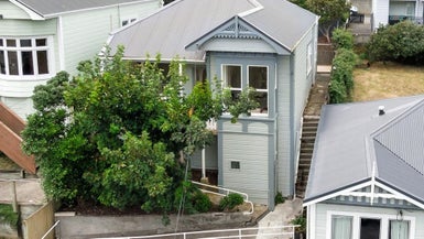 19 Emerson Street, Berhampore, Wellington - Carousel 1