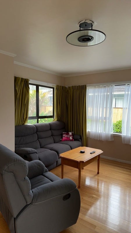 7 Merriefield Avenue, Forrest Hill, Auckland - Carousel 1