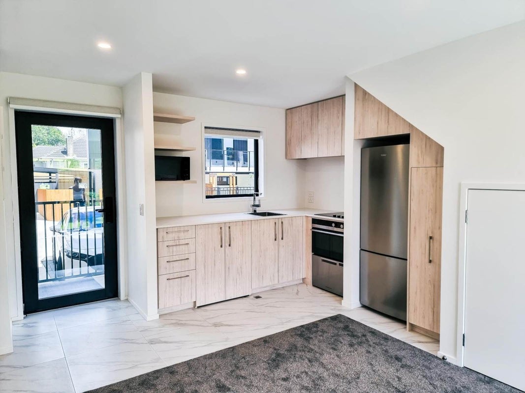 4/59 Matipo Road, Te Atatu Peninsula, Auckland - Carousel 2