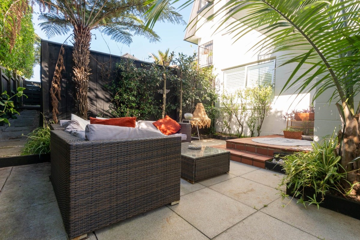 3/24A Hamilton Road, Herne Bay, Auckland - Carousel 1