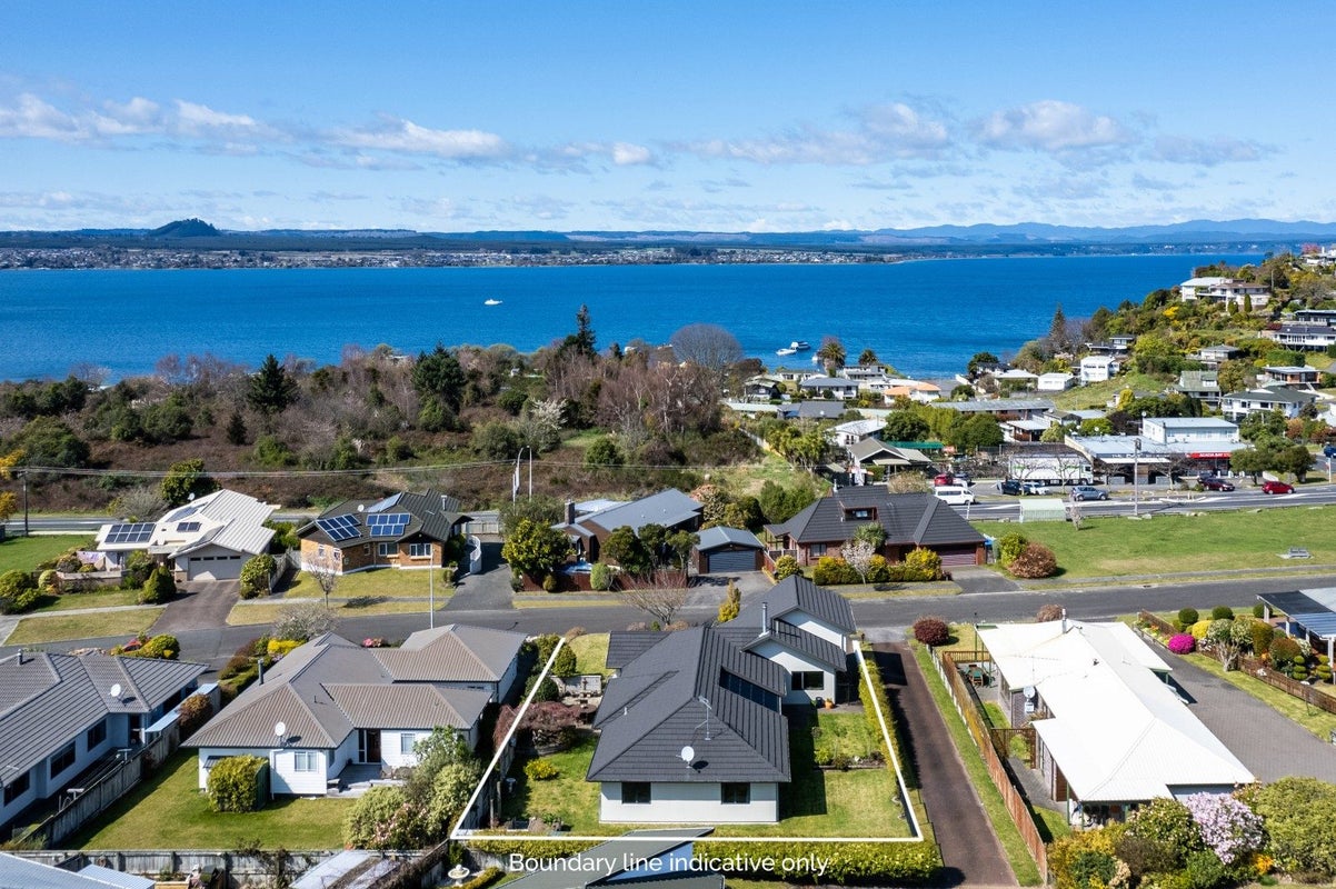 27 Kinder Street, Acacia Bay, Taupo - Carousel 30