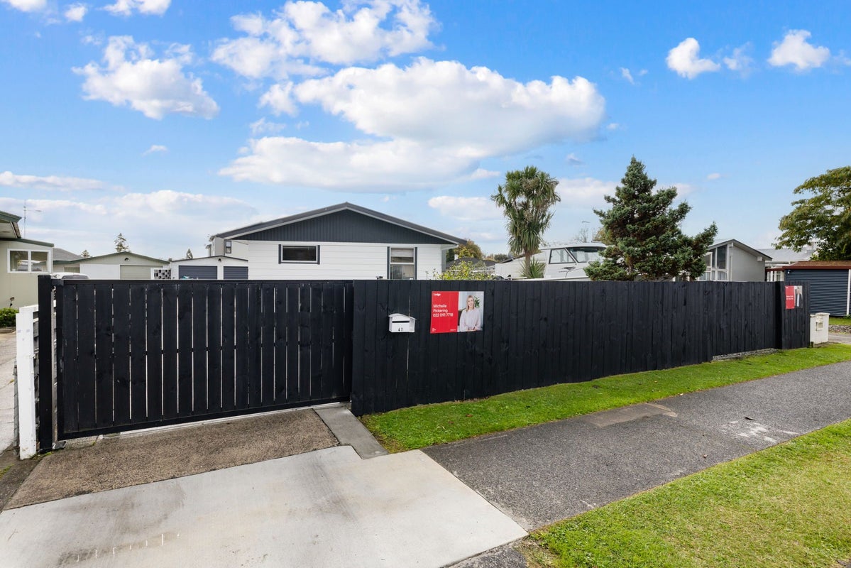 41 Tongariro Street, Chartwell, Hamilton - Carousel 15