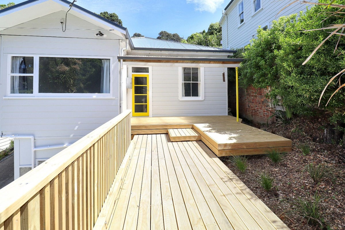 65 Norway Street, Aro Valley, Wellington - Carousel 1