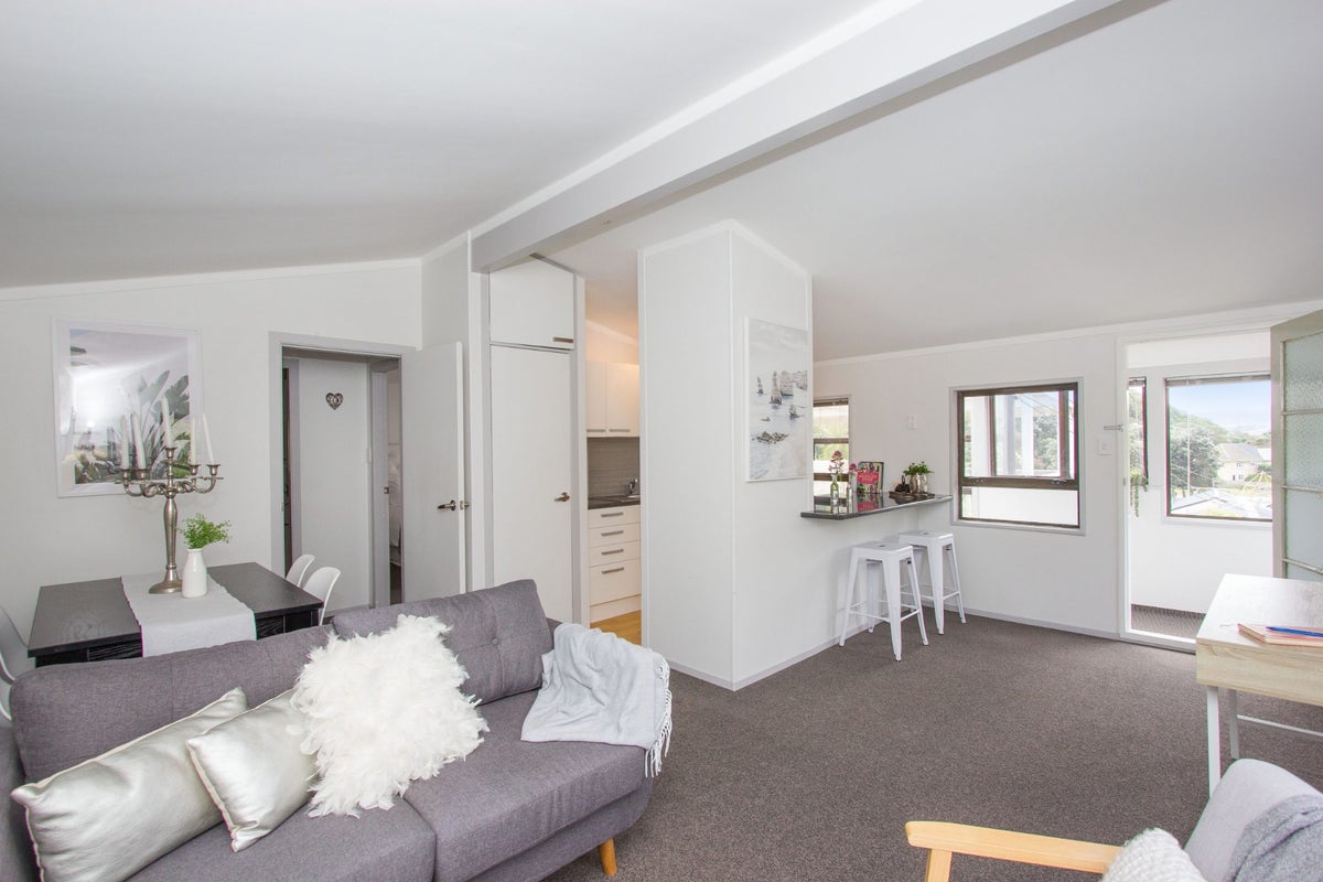 2/83 Monorgan Road, Strathmore Park, Wellington - Carousel 1