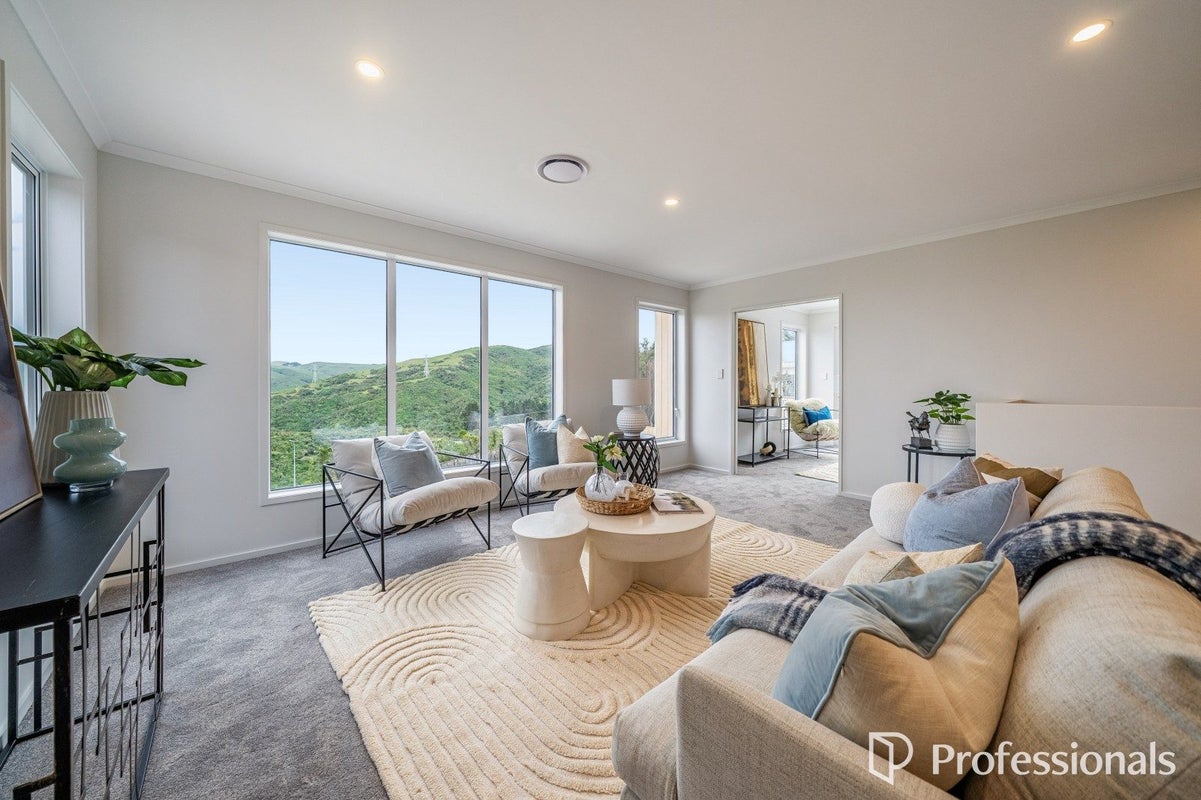 28C Kaitangata Crescent, Kelson, Lower Hutt - Carousel 2