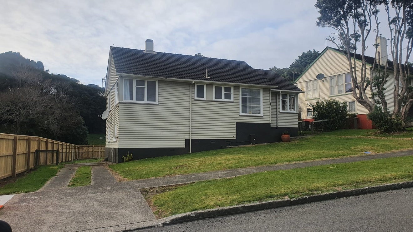 98 Cook Street, Marfell, New Plymouth - Carousel 2