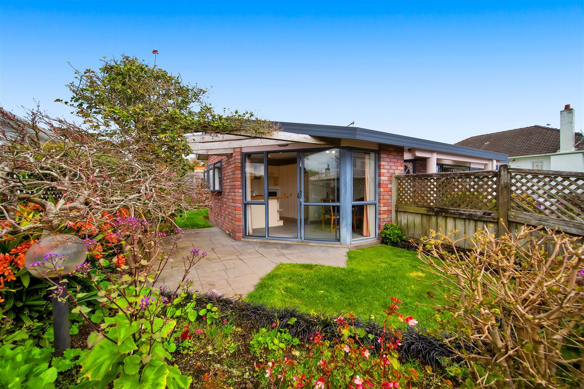 45 Tokomaru Street, Welbourn, New Plymouth - Carousel 2
