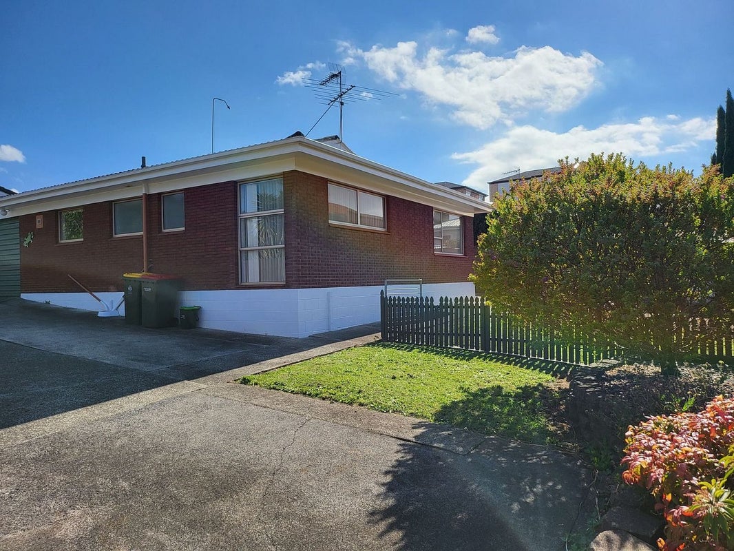 3/56 Elliot Street, Howick, Auckland - Carousel 2