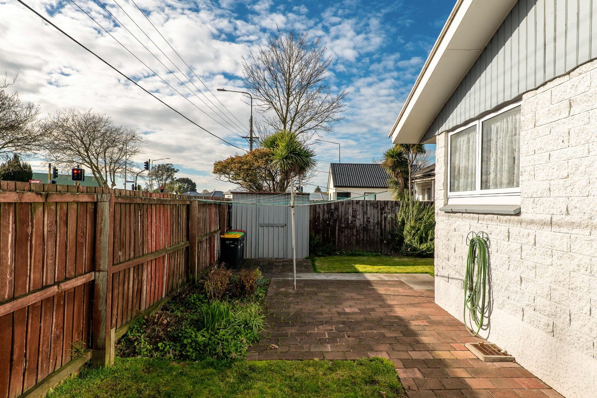 1/582 Gloucester Street, Linwood, Christchurch - Carousel 13
