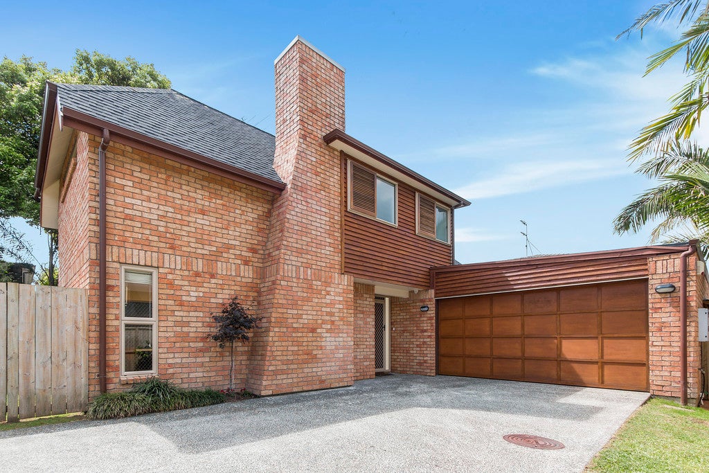 4/0 Athens Road, Onehunga, Auckland - Carousel 1