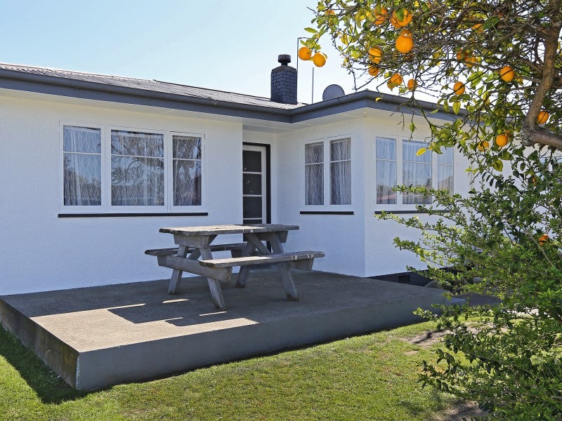 4 Kelvin Road, Maraenui, Napier - Carousel 2