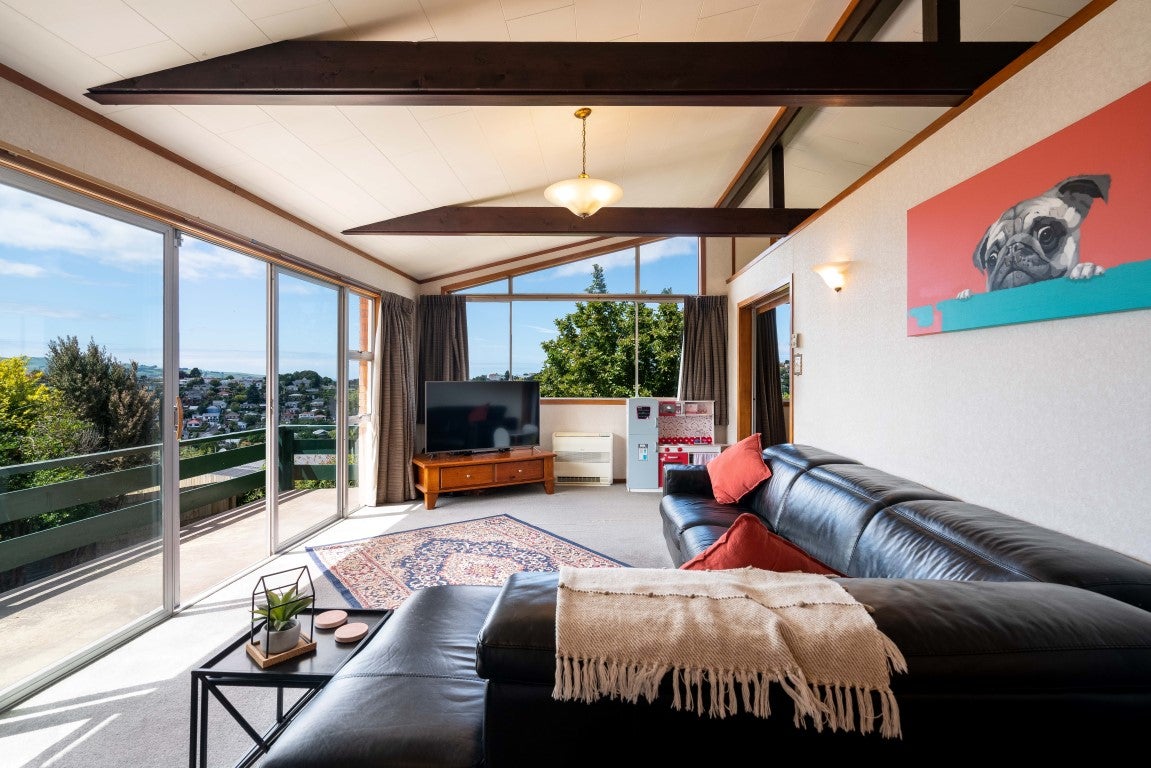 16 Hastings Street, Wakari, Dunedin - Carousel 1