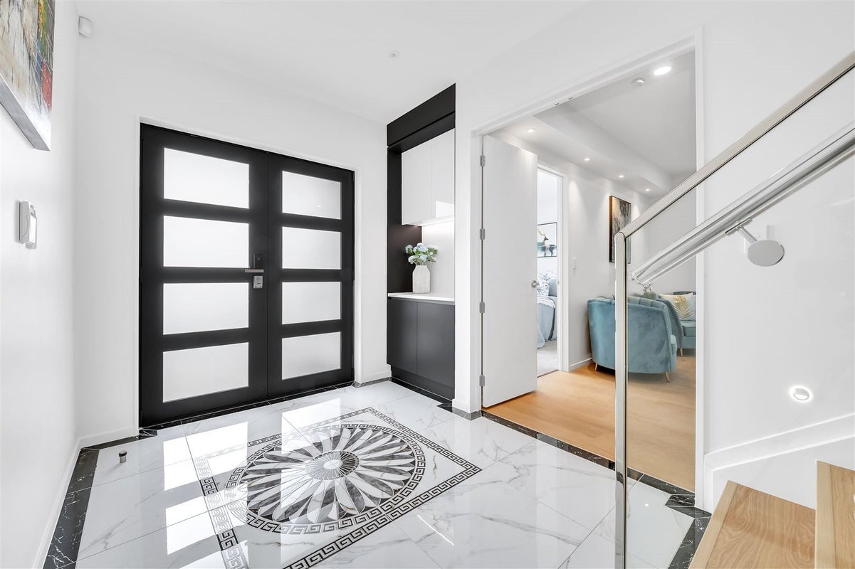 3 Rakiraki Place, Flat Bush, Auckland - Carousel 2