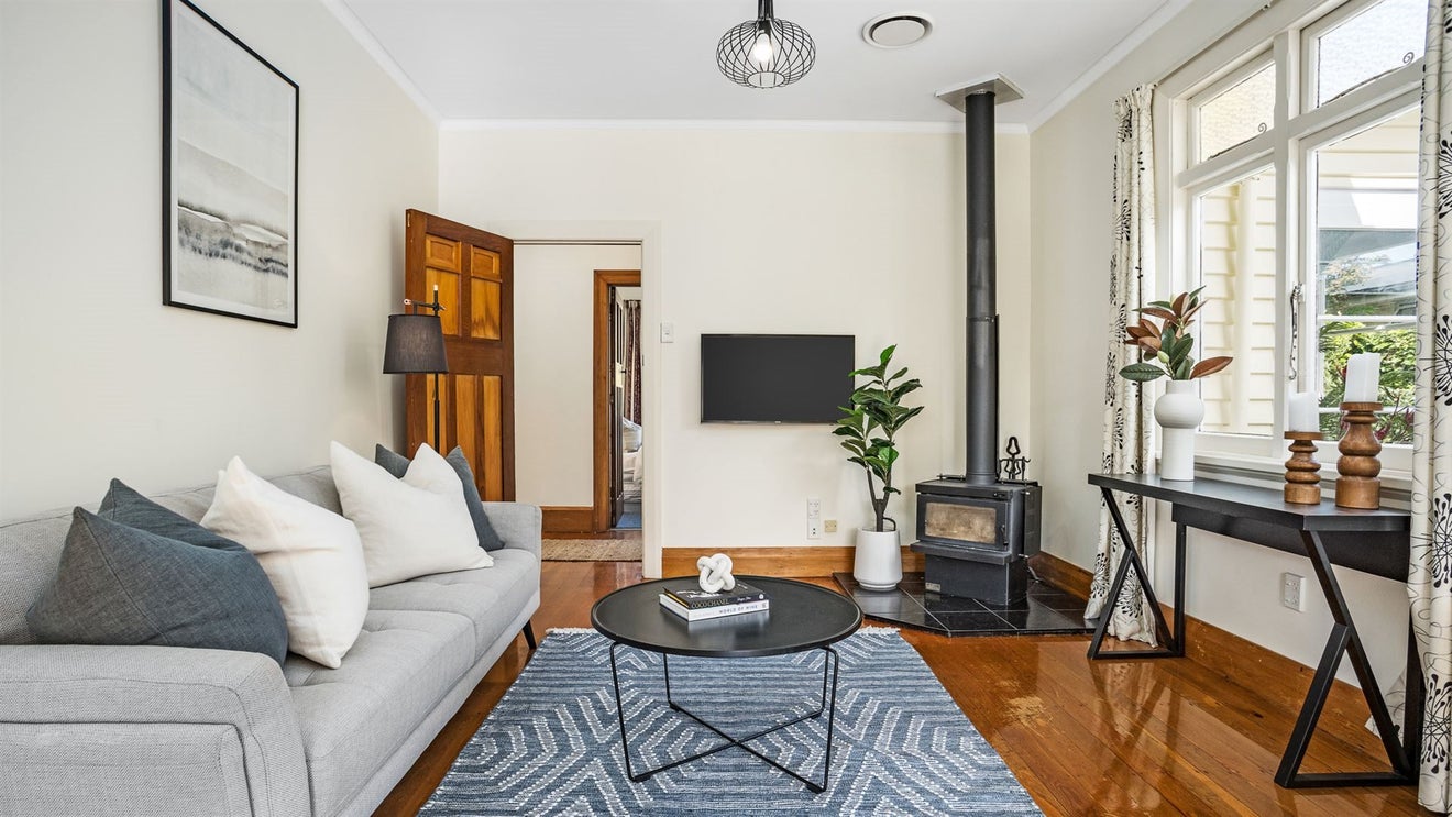 57 Martin Avenue, Beckenham, Christchurch - Carousel 2