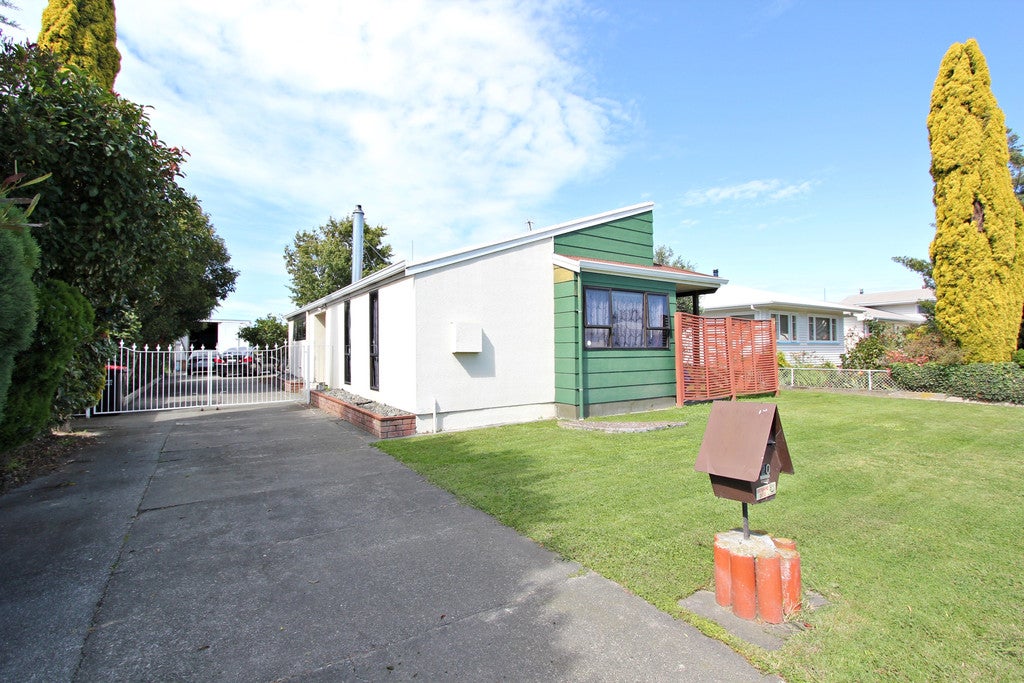 20 Coverdale Street, Onekawa, Napier - Carousel 13