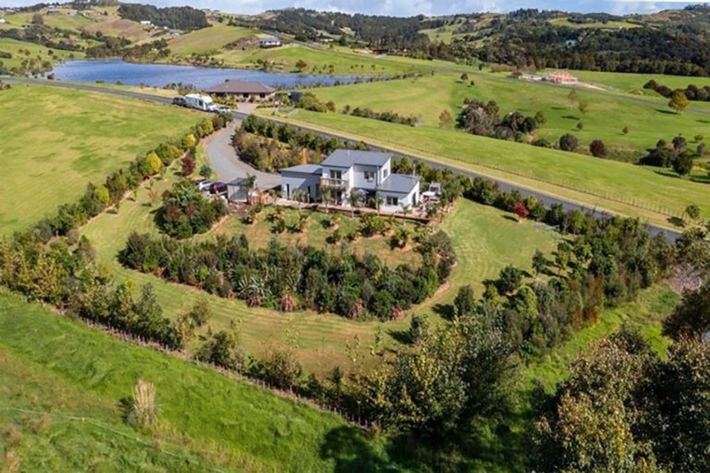 7 Cotton Lane, Wellsford - Carousel 1