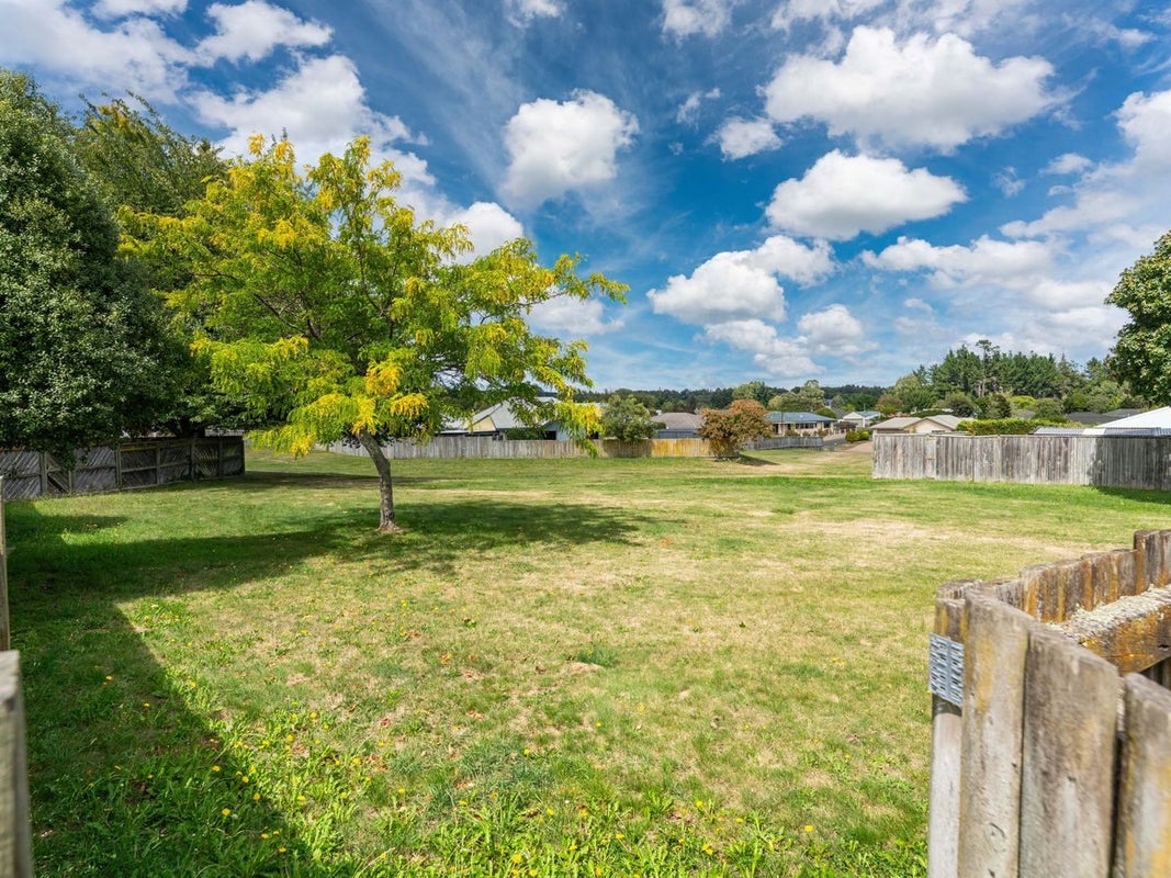 2/19 Arthur Crescent, Hilltop, Taupo - Carousel 20